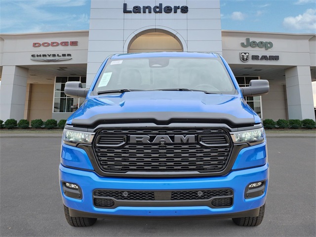2025 Ram 1500 Tradesman photo 2
