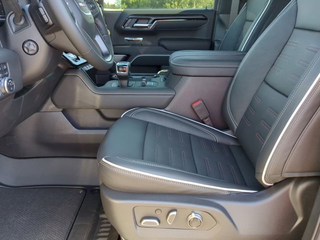 2025 Gmc Sierra AT4X photo 14