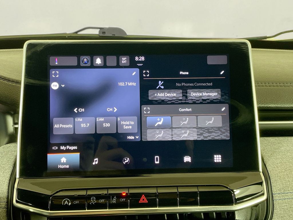 2024 Jeep Compass Latitude photo 11