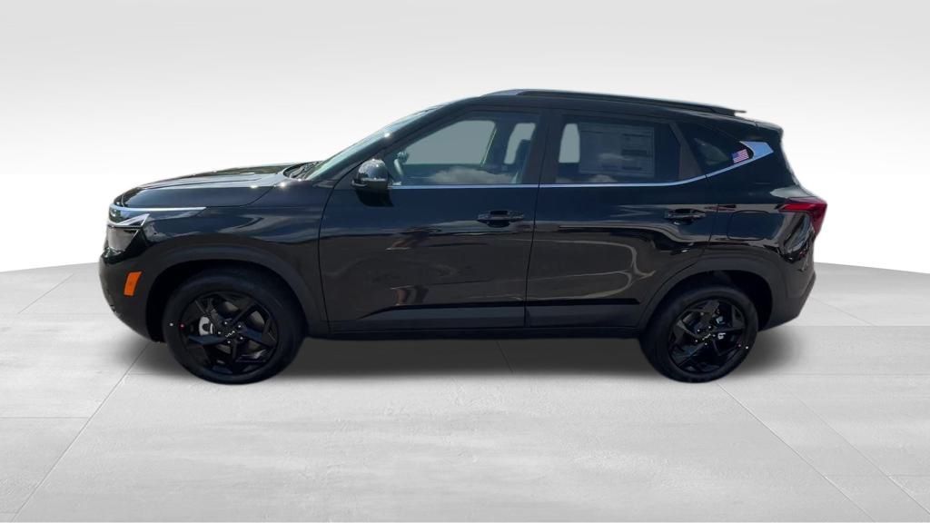 2026 Kia Seltos EX photo 2