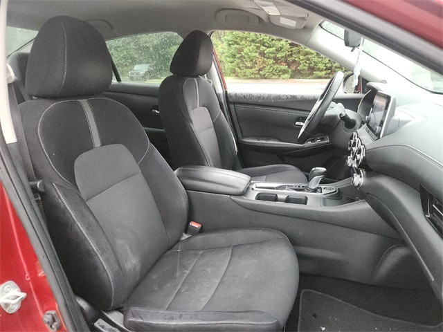 2020 Nissan Sentra SV photo 17