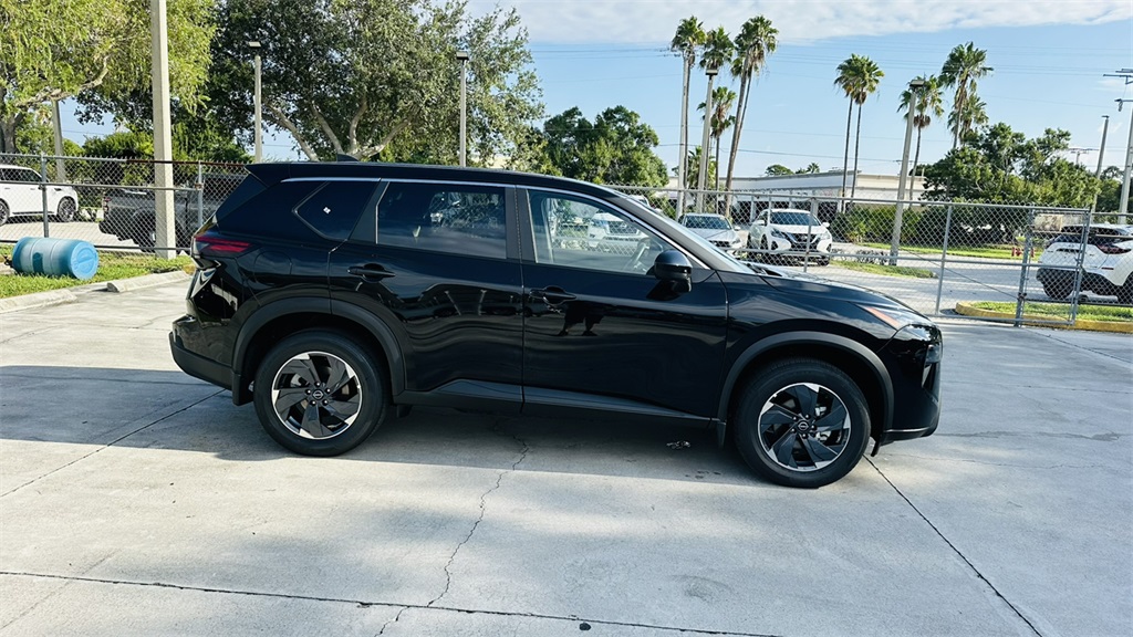 2026 Nissan Rogue S photo 7