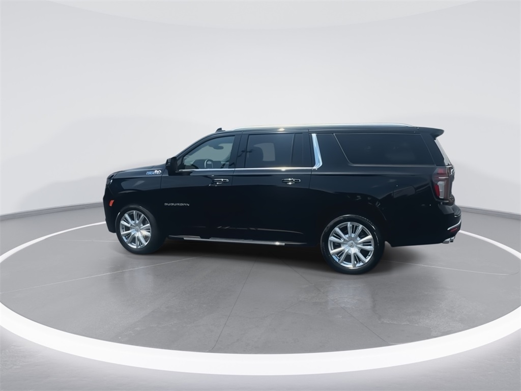 2024 Chevrolet Suburban High Country photo 6