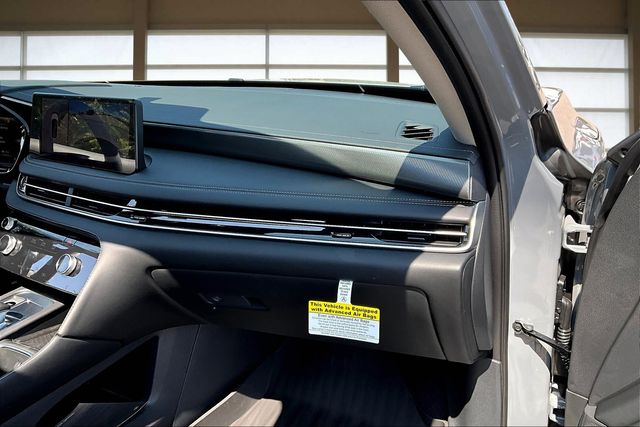 2026 Infiniti QX60 Luxe photo 16