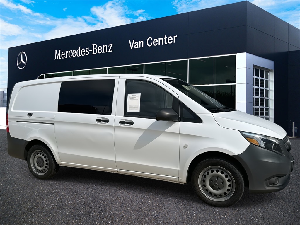 2020 Mercedes Benz Metris Cargo Van photo 2