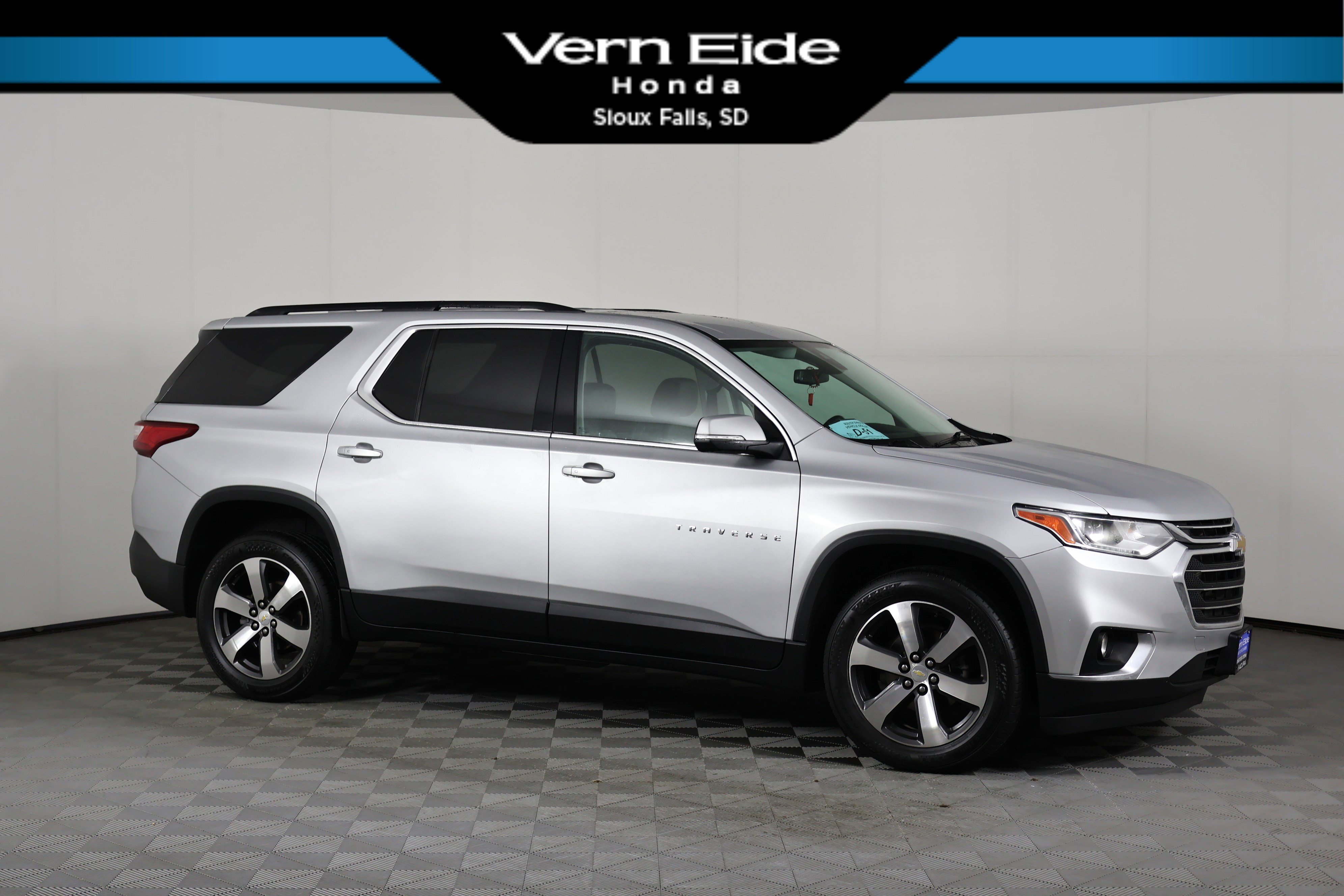 2021 Chevrolet Traverse 3LT's photo