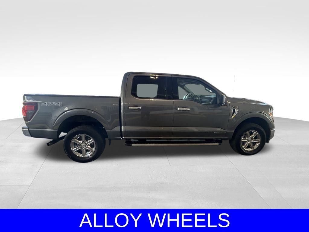 2024 Ford F-150 XLT photo 2