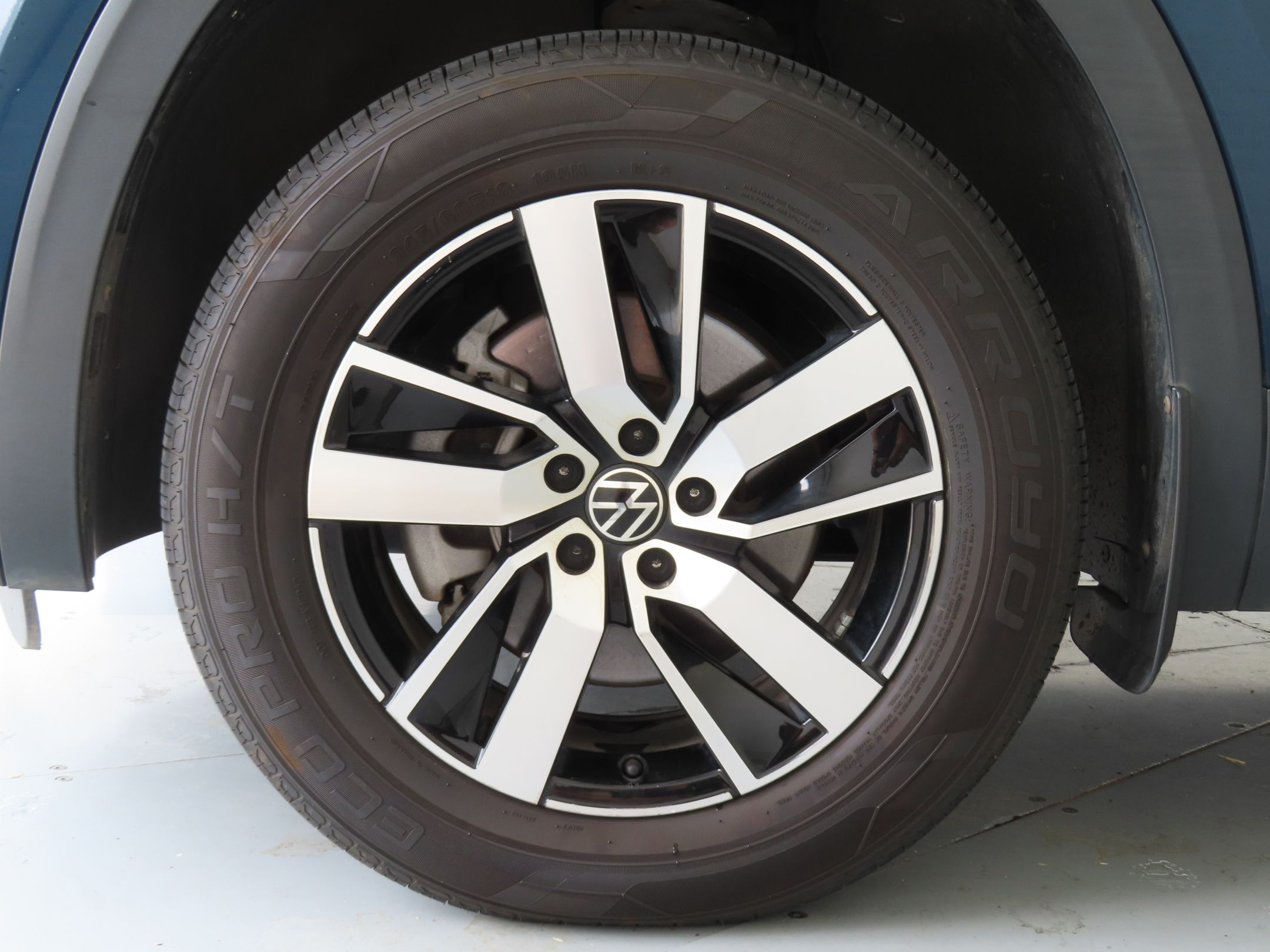 2022 Volkswagen Atlas SE photo 24