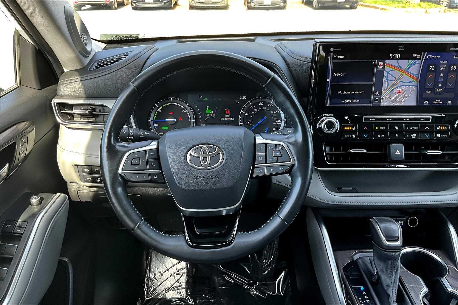 2021 Toyota Highlander Hybrid Platinum photo 4