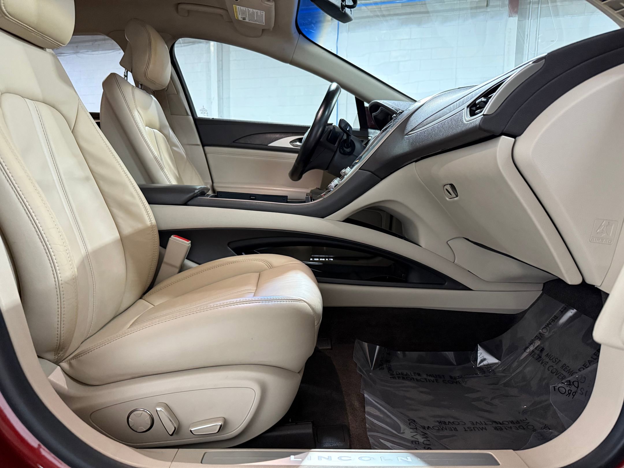 2017 Lincoln MKZ Select photo 37