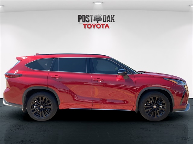 2024 Toyota Highlander XSE photo 8