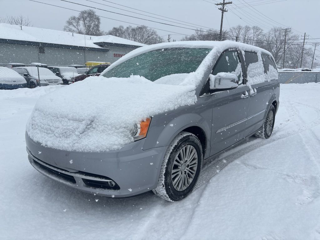 2013 Chrysler Town & Country