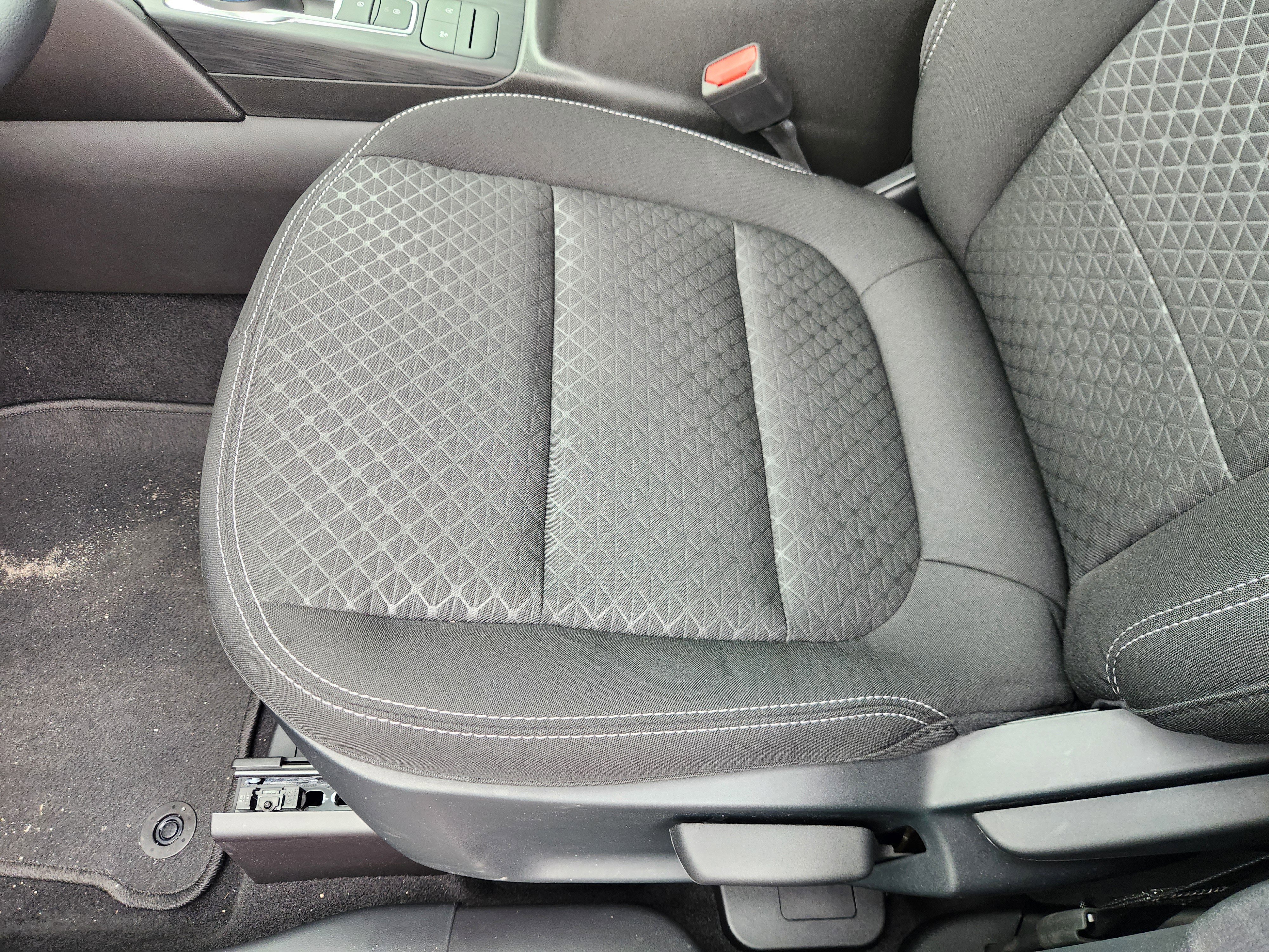 New 2025 Vapor Blue Metallic Ford Active image 17