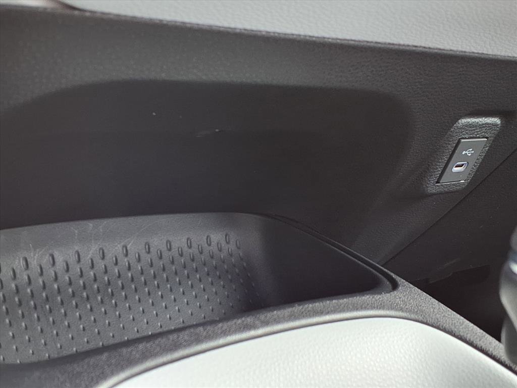 2025 Toyota Corolla SE photo 27