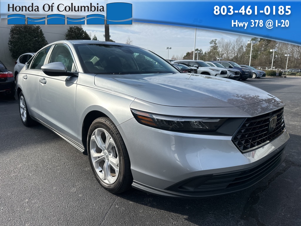 2025 Honda Accord LX's photo