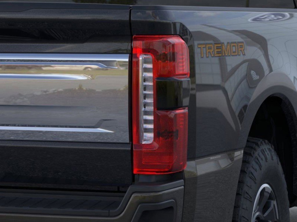 2025 Ford F-350 King Ranch photo 21
