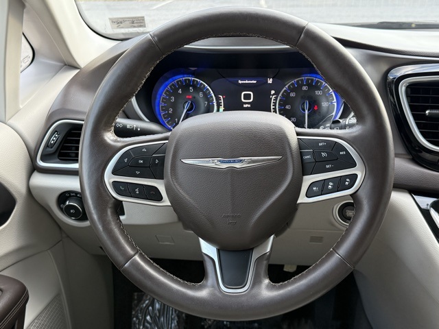 2018 Chrysler Pacifica Touring Plus photo 24