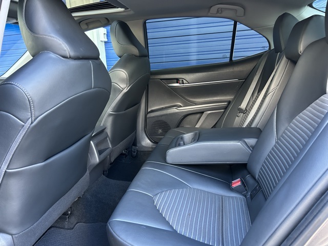 2020 Toyota Camry SE photo 24