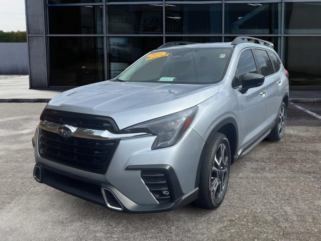 2024 Subaru Ascent Touring's photo