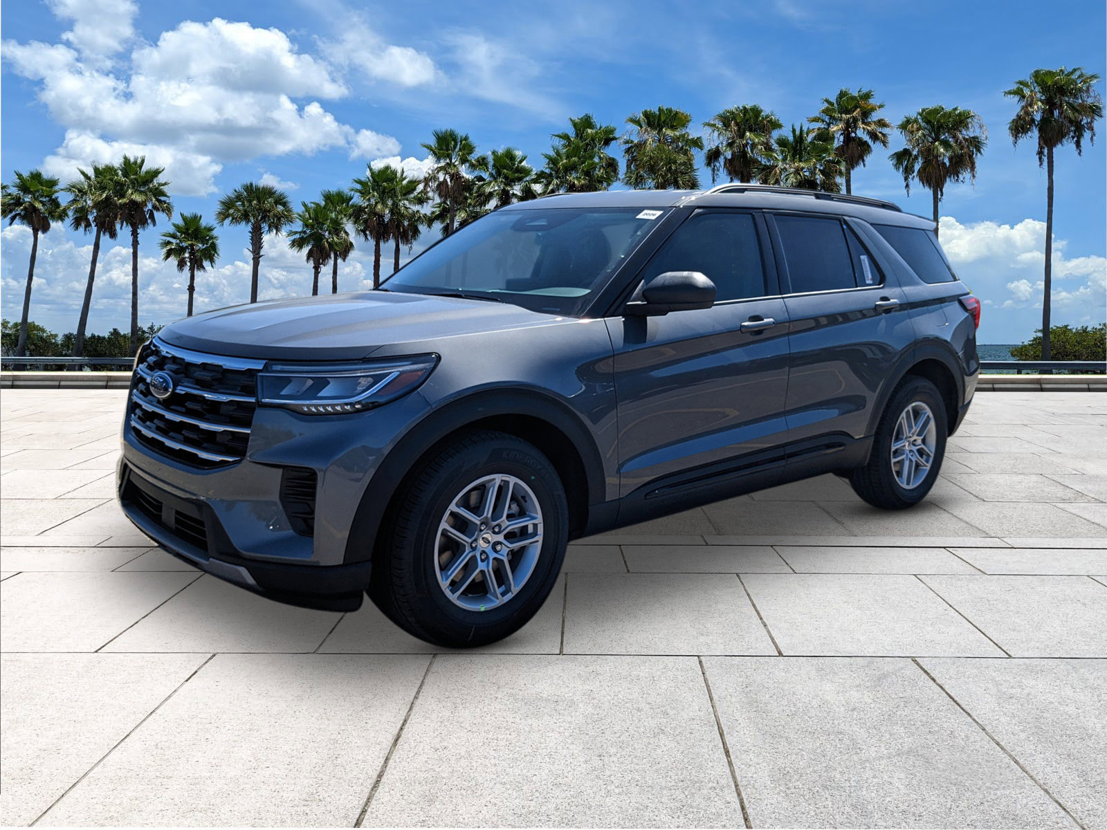 2026 Ford Explorer photo 2