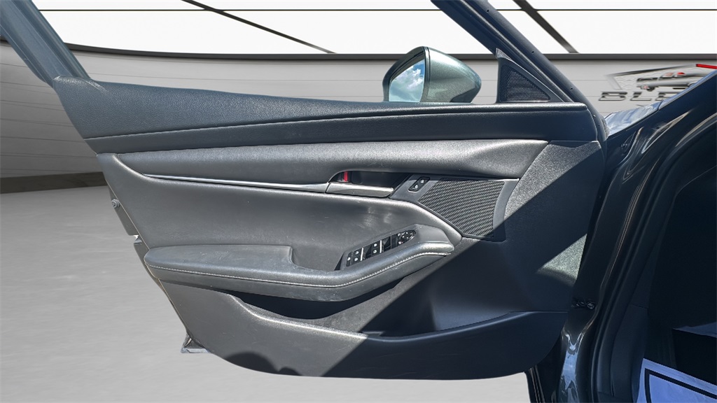 2023 Mazda Mazda3 2.5 Select photo 18