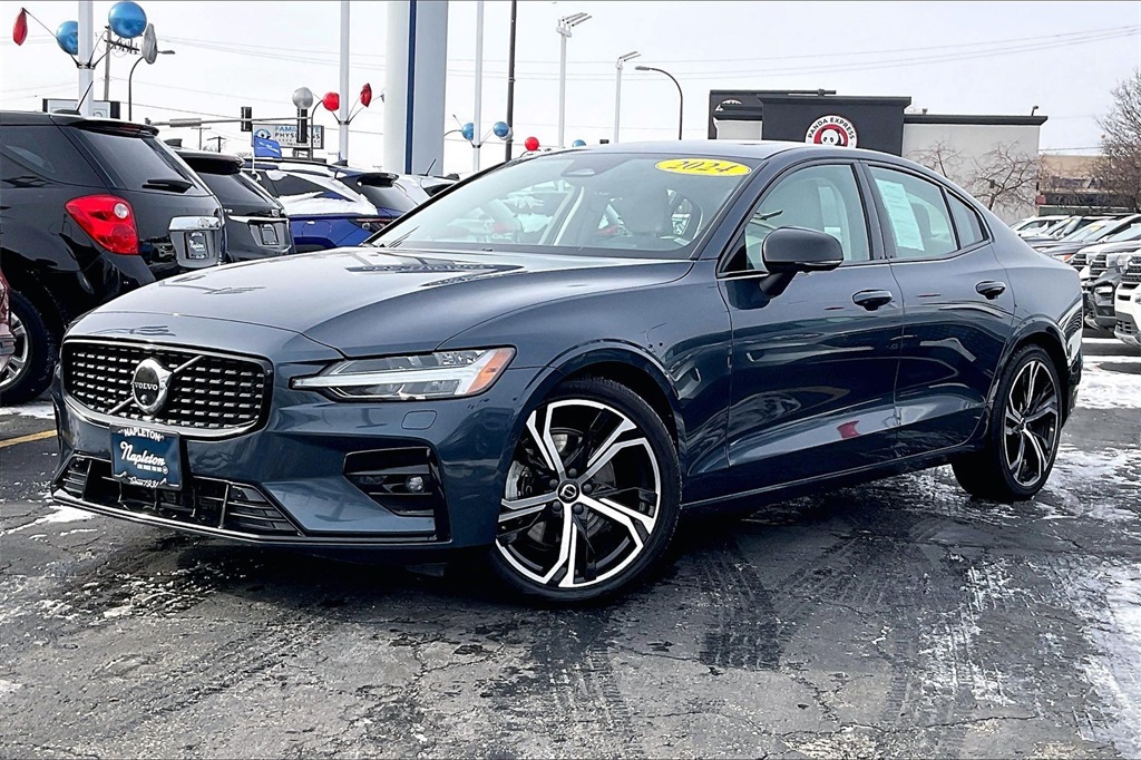 2024 VOLVO S60 - Image 9