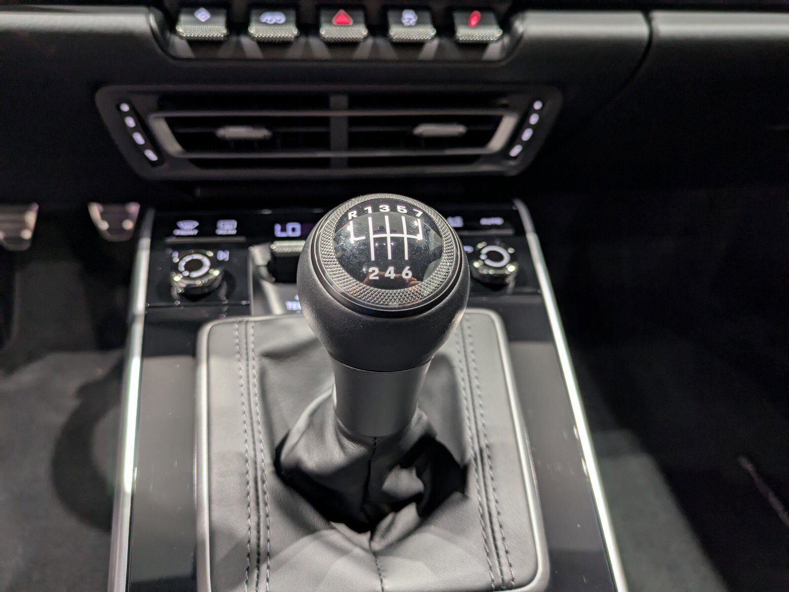 2024 Porsche 911 S Coupe photo 19