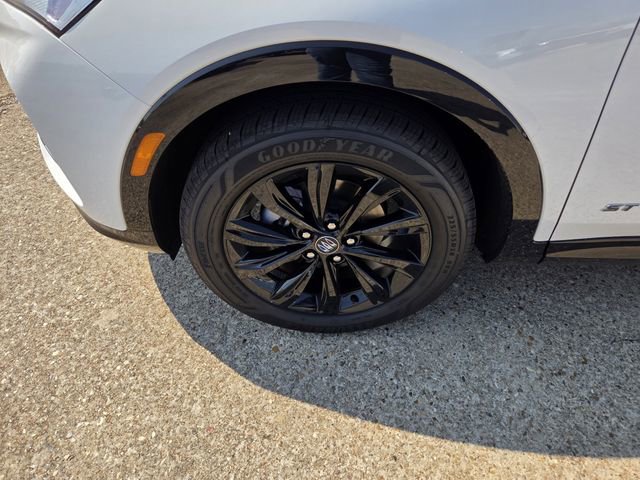 2025 Buick Envista ST photo 11