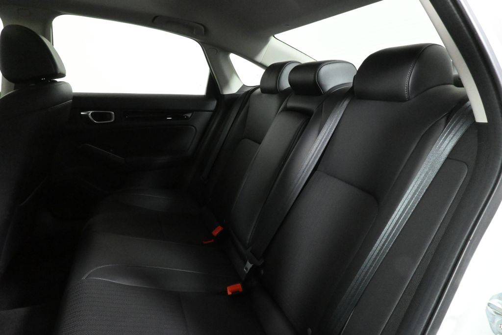 2024 Honda Civic Touring photo 4