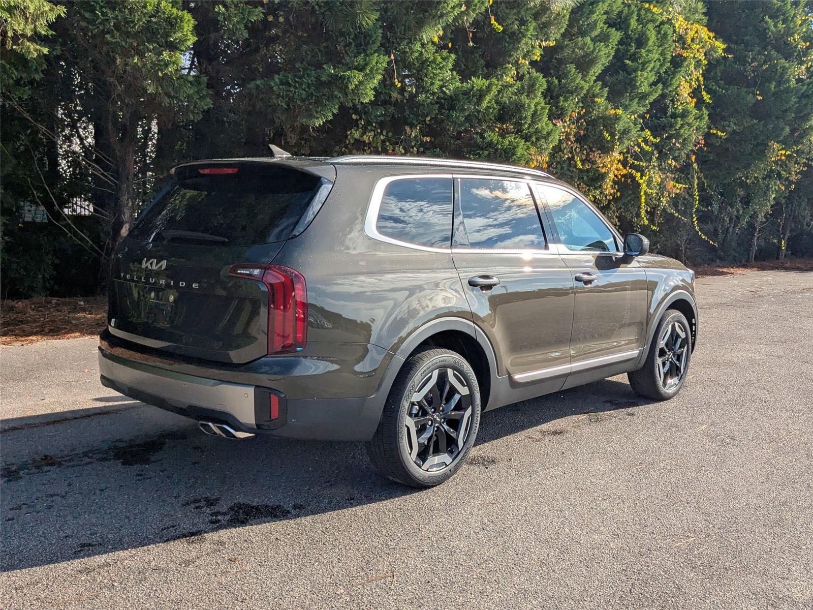2025 Kia Telluride S photo 7