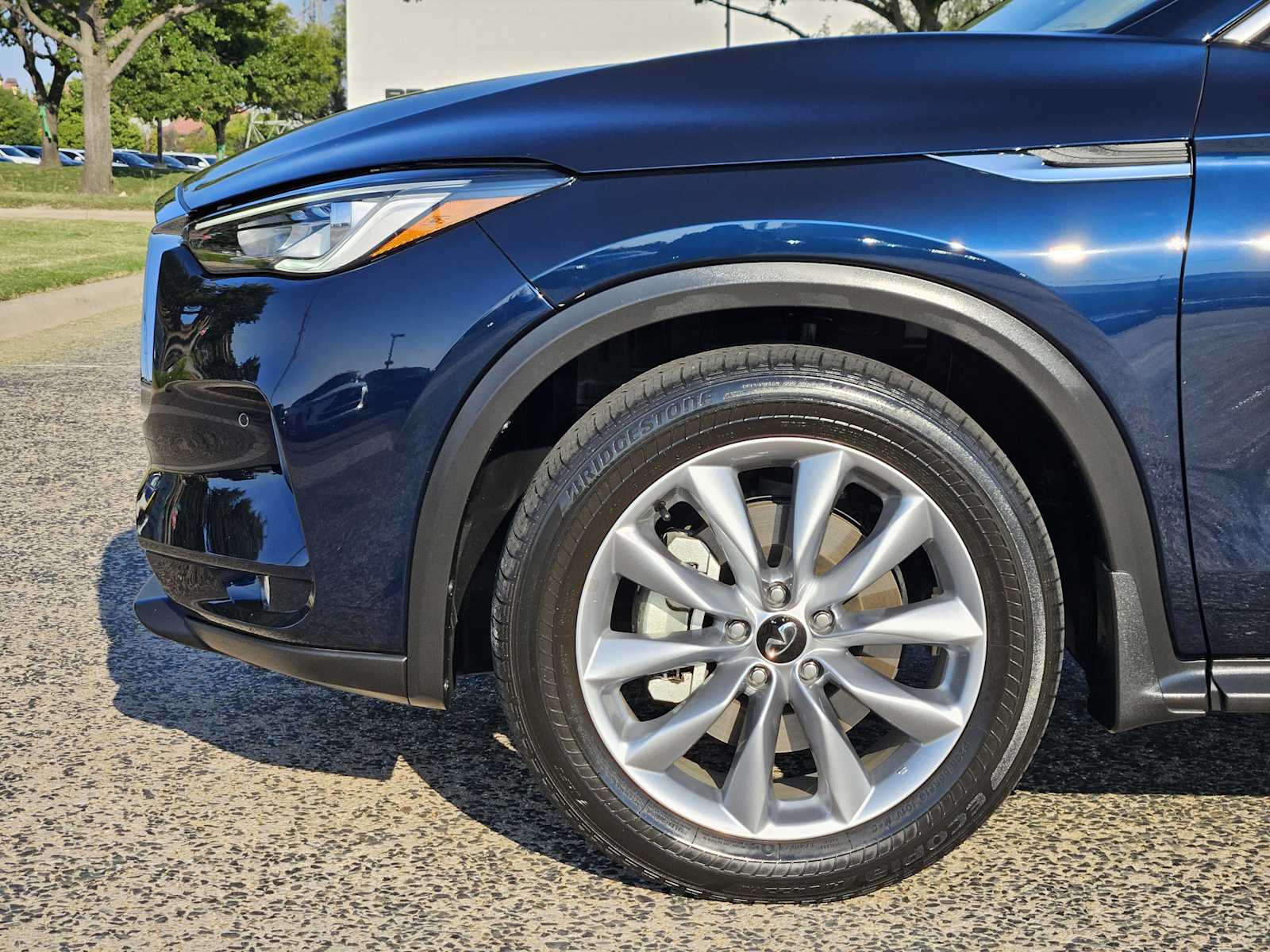 2022 Infiniti QX50 Essential photo 7