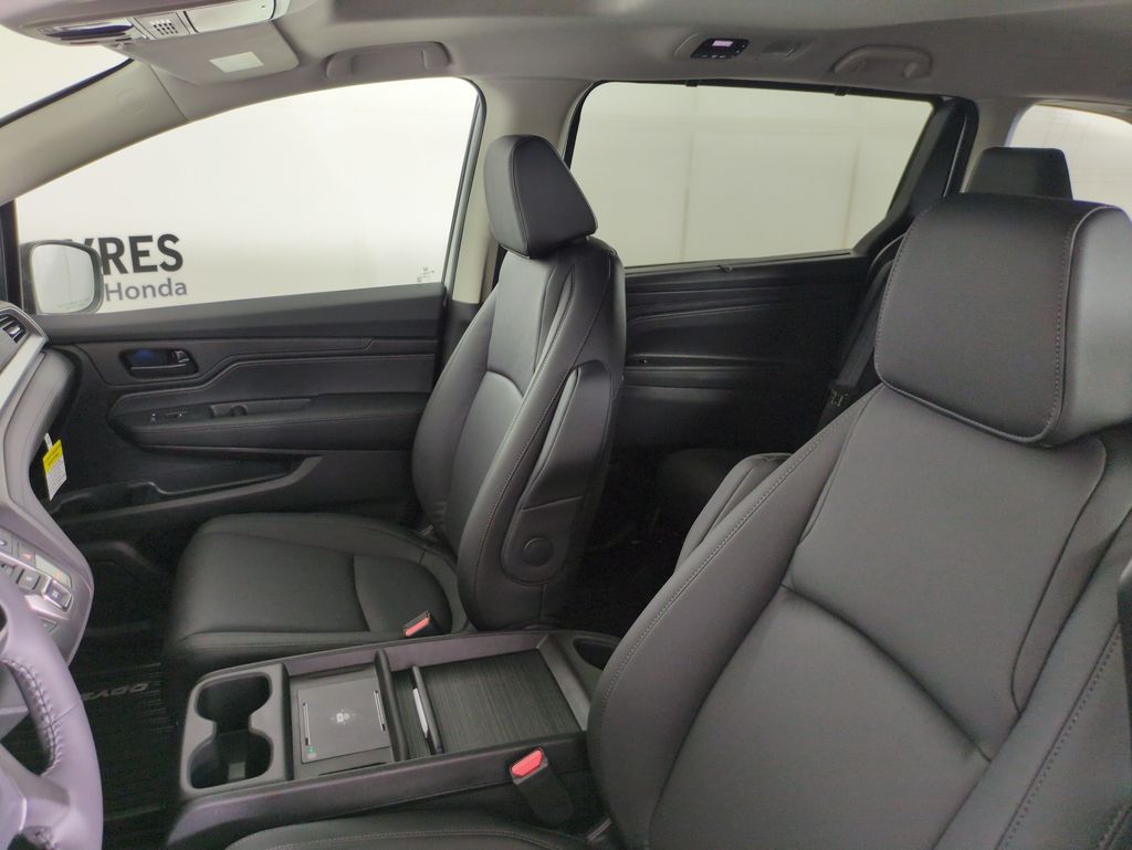 2026 Honda Odyssey EX-L photo 9