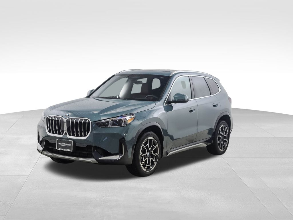 2026 BMW X1 28i's photo