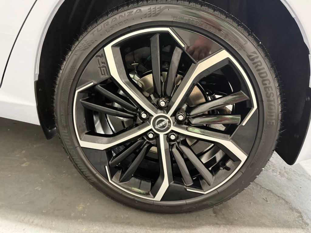 2025 Nissan Altima SR photo 11