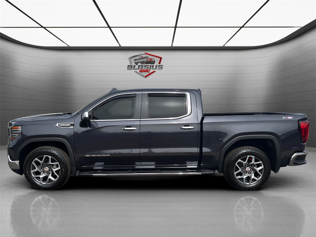 2023 Gmc Sierra 1500 SLT photo 2