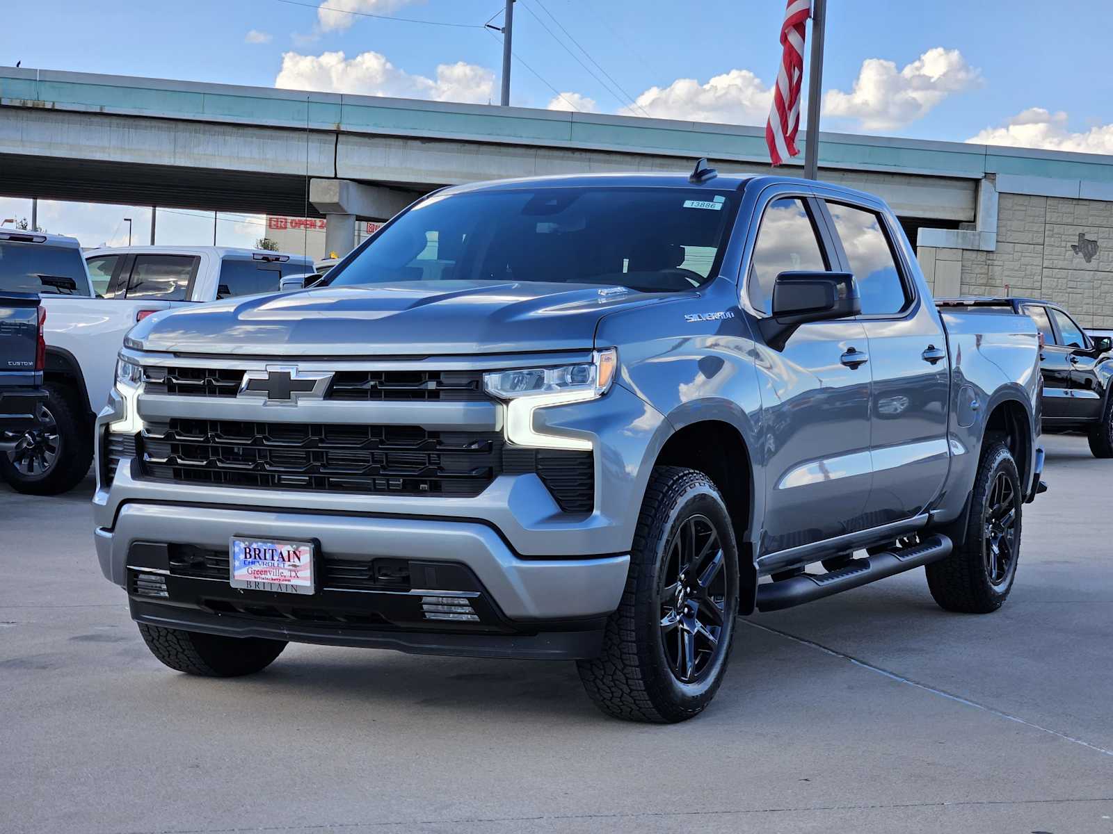 2026 Chevrolet Silverado 1500 RST photo 2