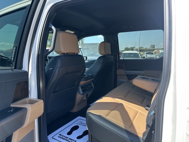 2026 Ford F-350 Lariat photo 25