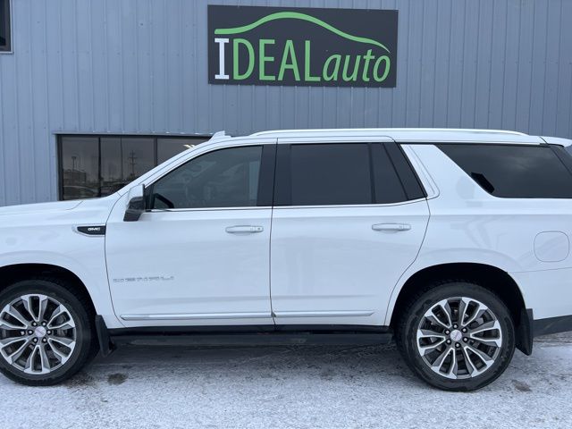 2021 GMC Yukon Denali's photo