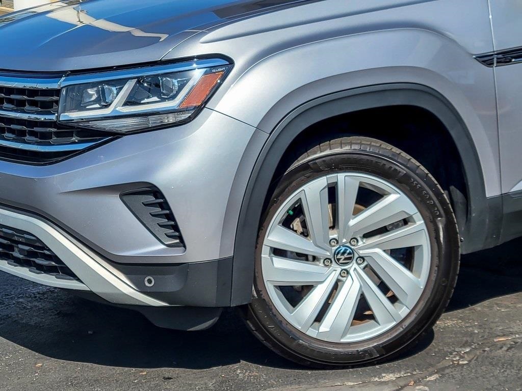2021 Volkswagen Atlas Cross Sport V6 SE Technology photo 3
