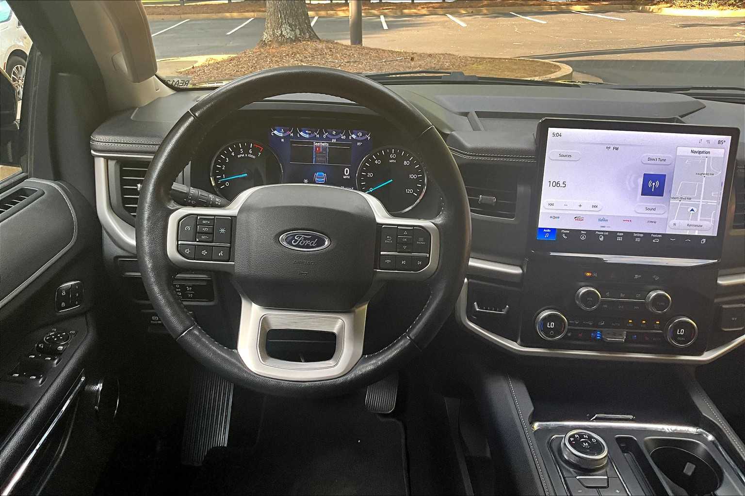 2024 Ford Expedition XLT photo 5