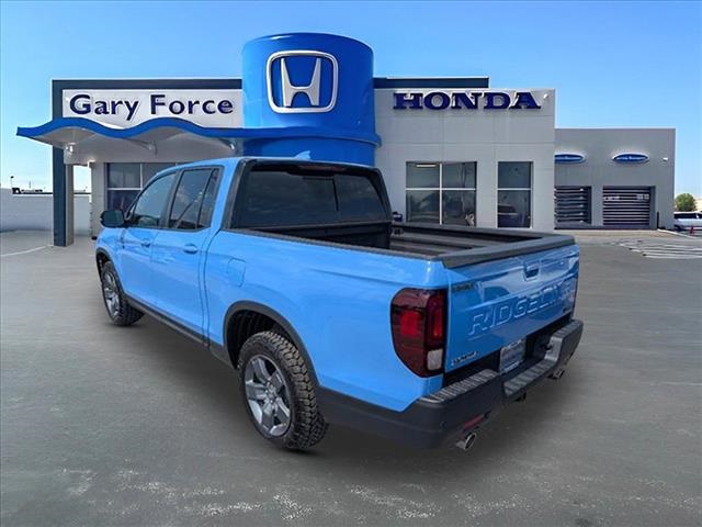 2025 Honda Ridgeline TrailSport photo 3