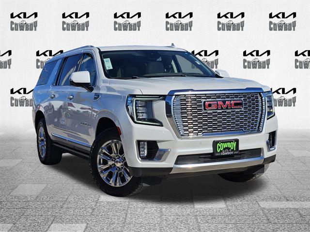 2023 GMC Yukon XL Denali's photo