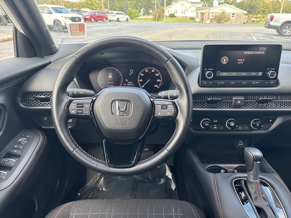 2025 Honda HR-V Sport photo 4