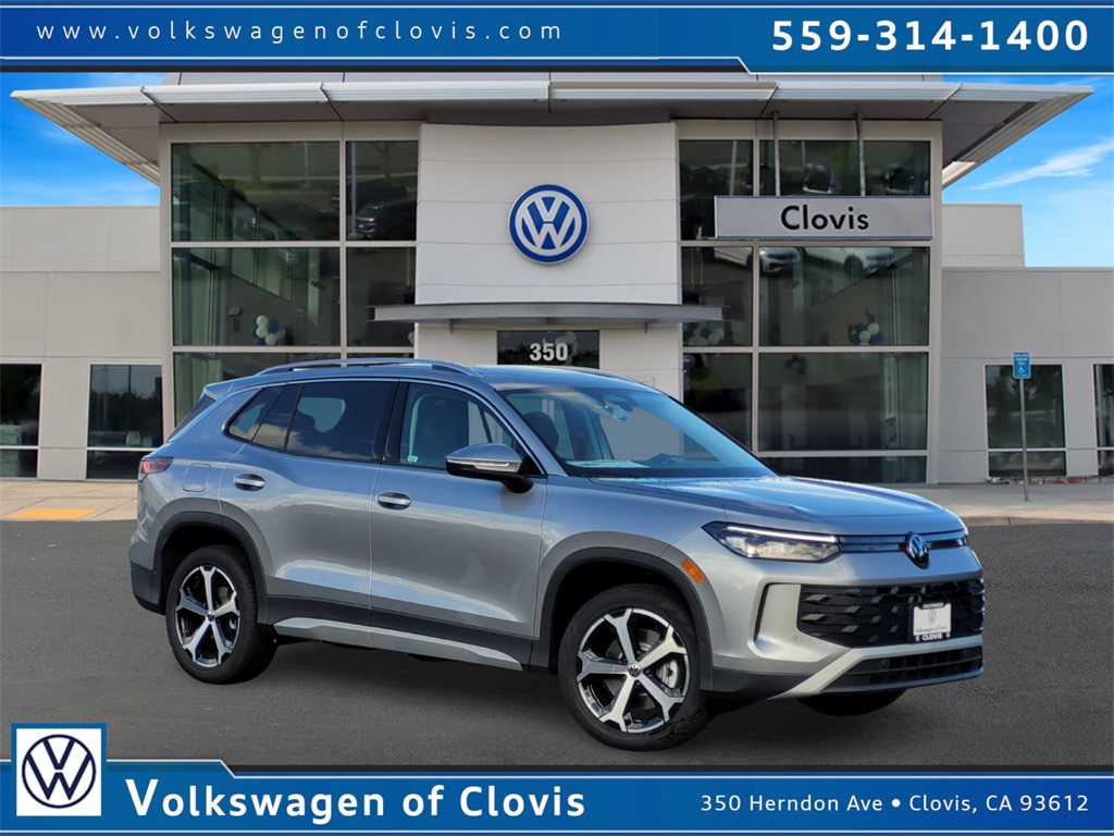 2026 Volkswagen Tiguan SE's photo