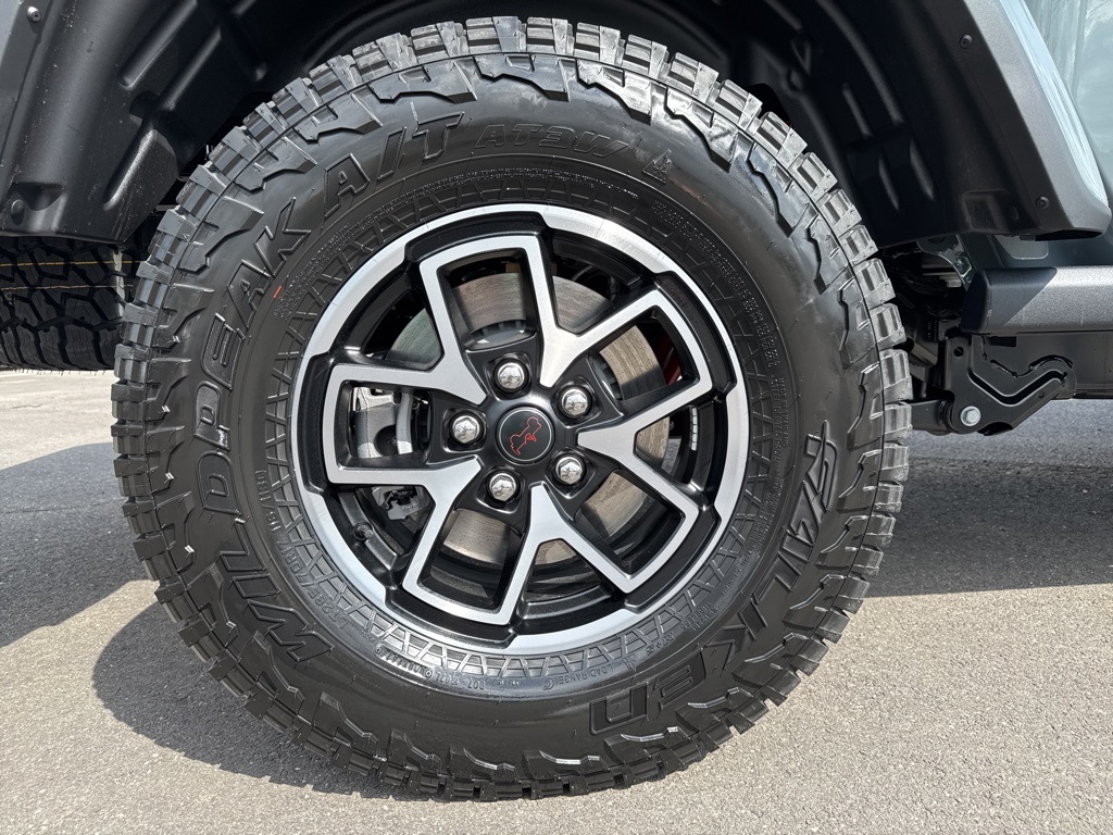 2025 Jeep Gladiator Rubicon photo 11