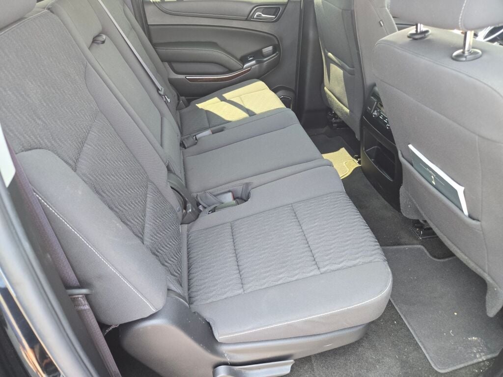 2017 Gmc Yukon XL SLE photo 6
