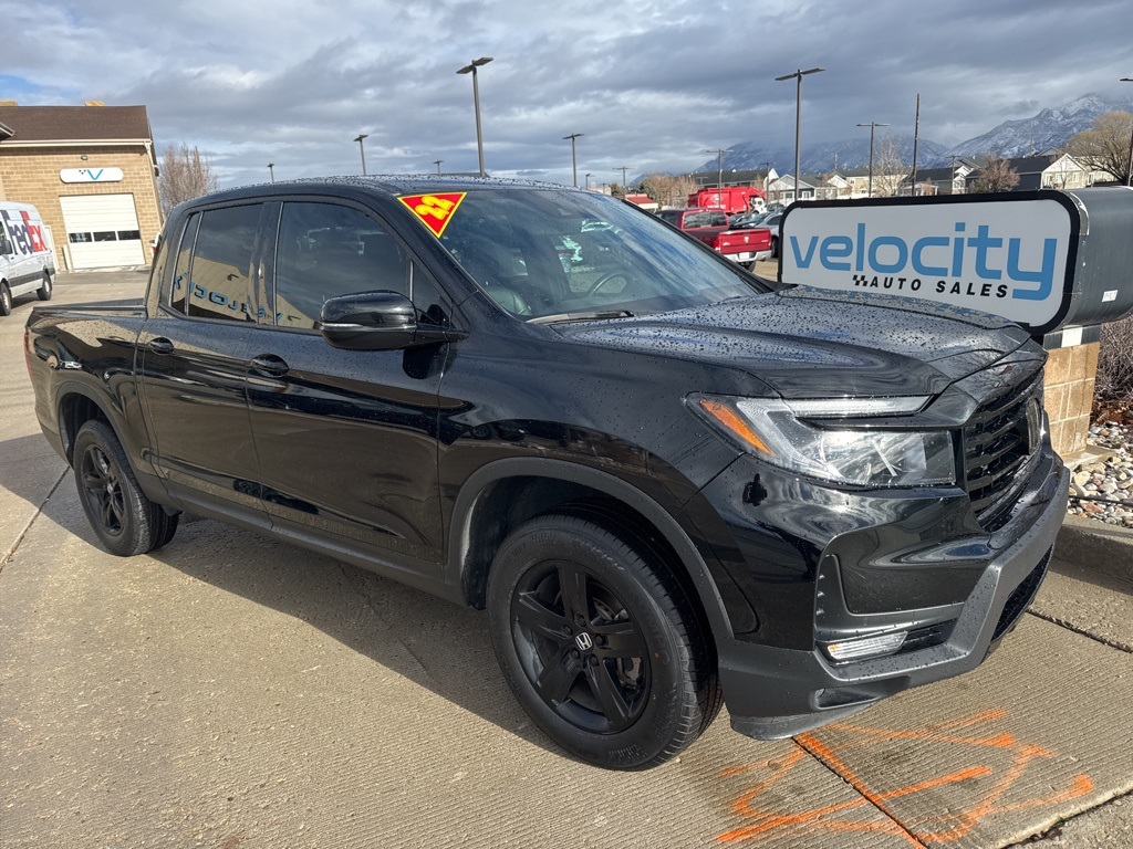 2022 Honda Ridgeline Black Edition's photo