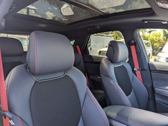 2025 Genesis GV70 2.5T photo 32