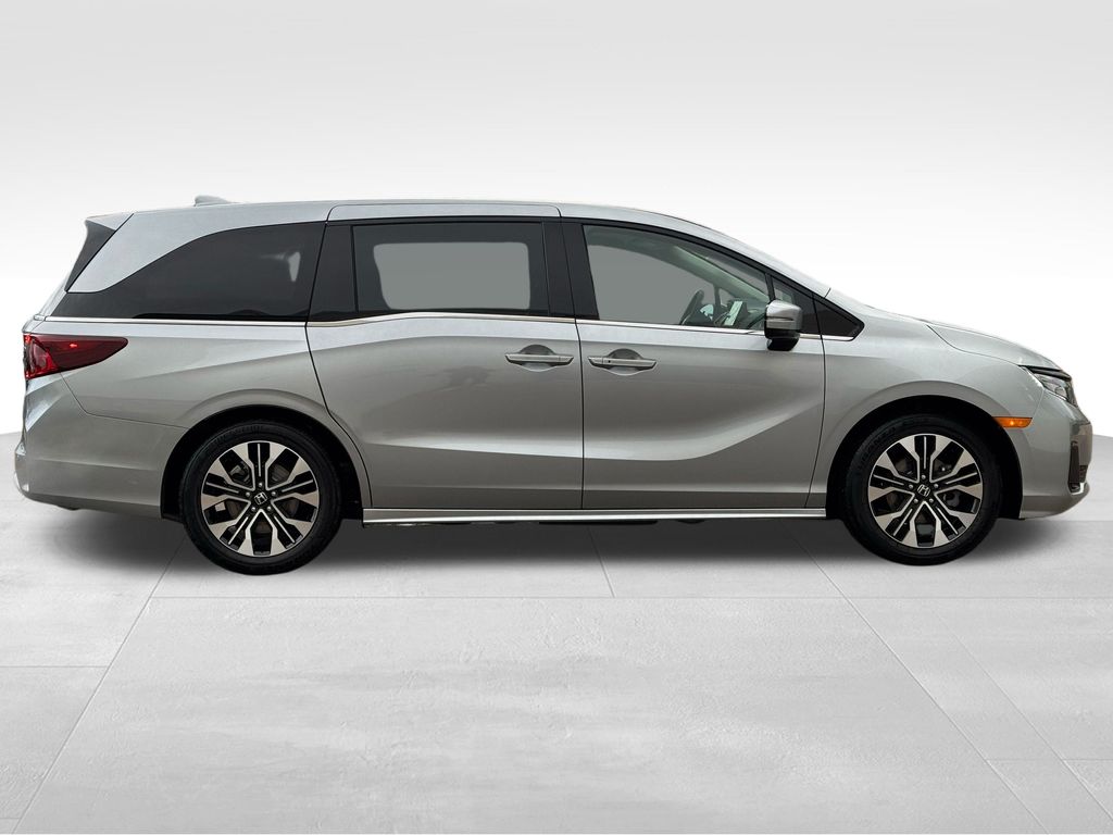 Certified 2026 Honda Odyssey Elite with VIN 5FNRL6H92TB004982 for sale in Coon Rapids, Minnesota