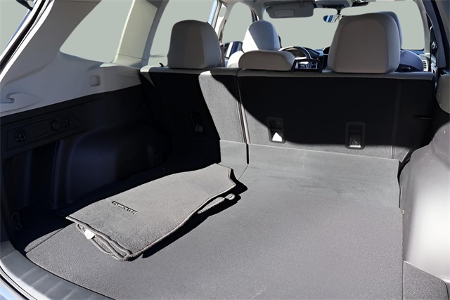 2022 Subaru Forester Premium photo 4